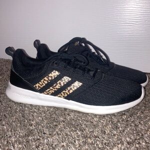 Cheetah print Stripe adidas Cloudfoam comfort shoes